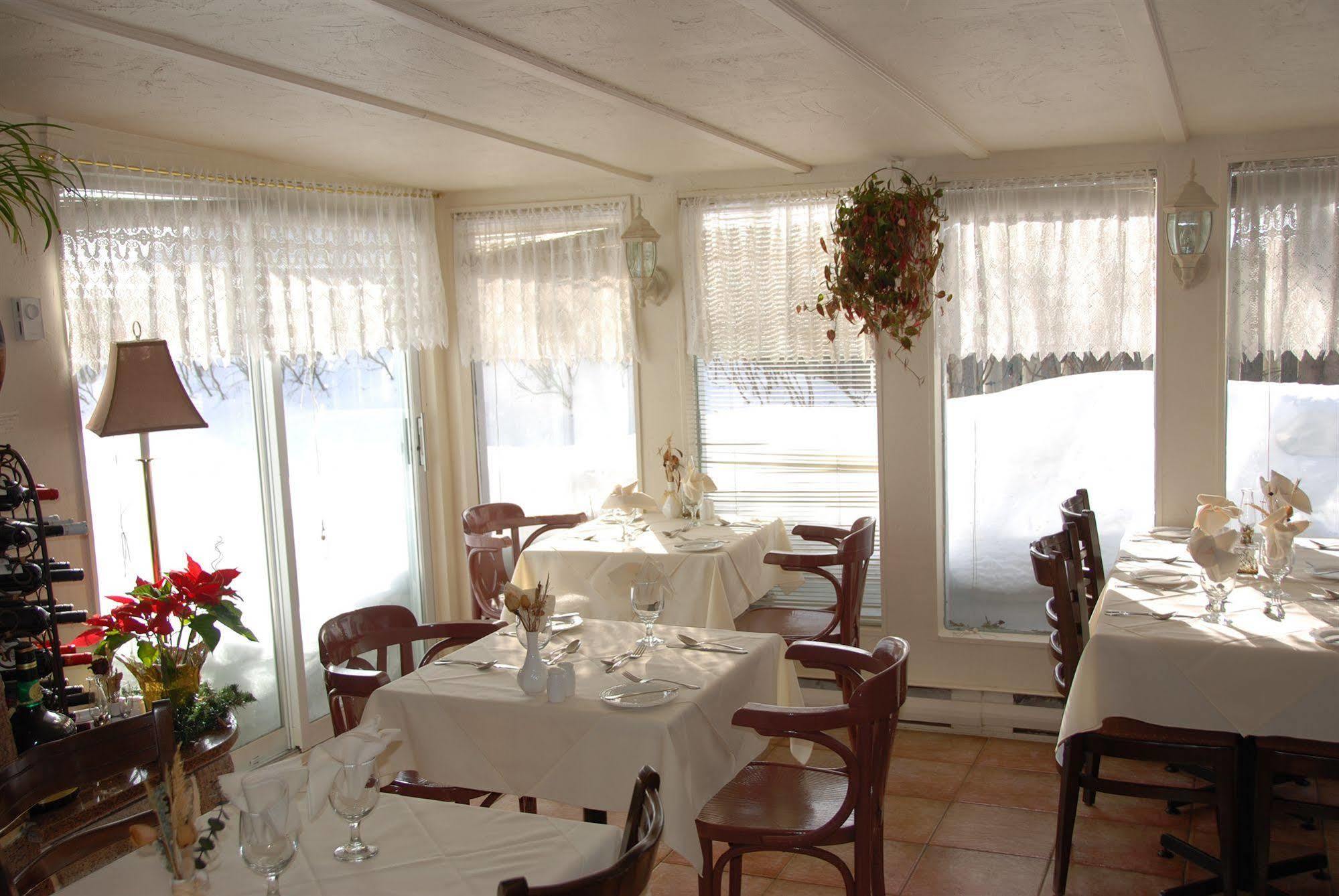 Auberge La Rosepierre Bistro Henri กรองส์-แบรเฌอรอนส์ ภายนอก รูปภาพ